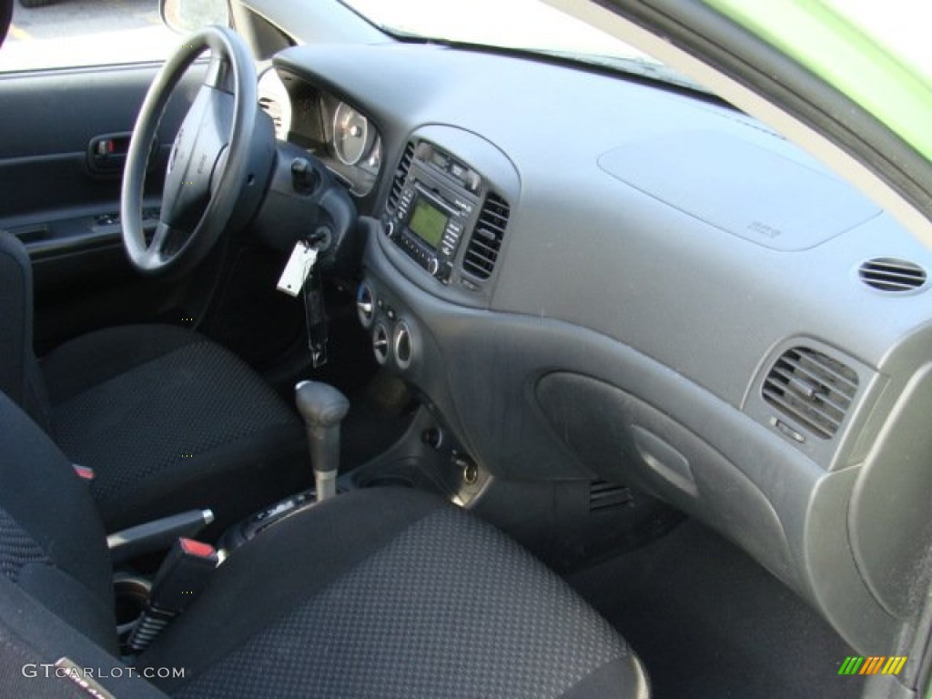 2008 Accent GS Coupe - Apple Green / Black photo #21