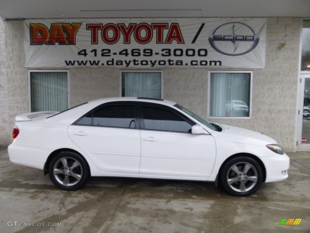 2006 Camry SE - Super White / Taupe photo #1