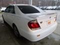 Super White - Camry SE Photo No. 4
