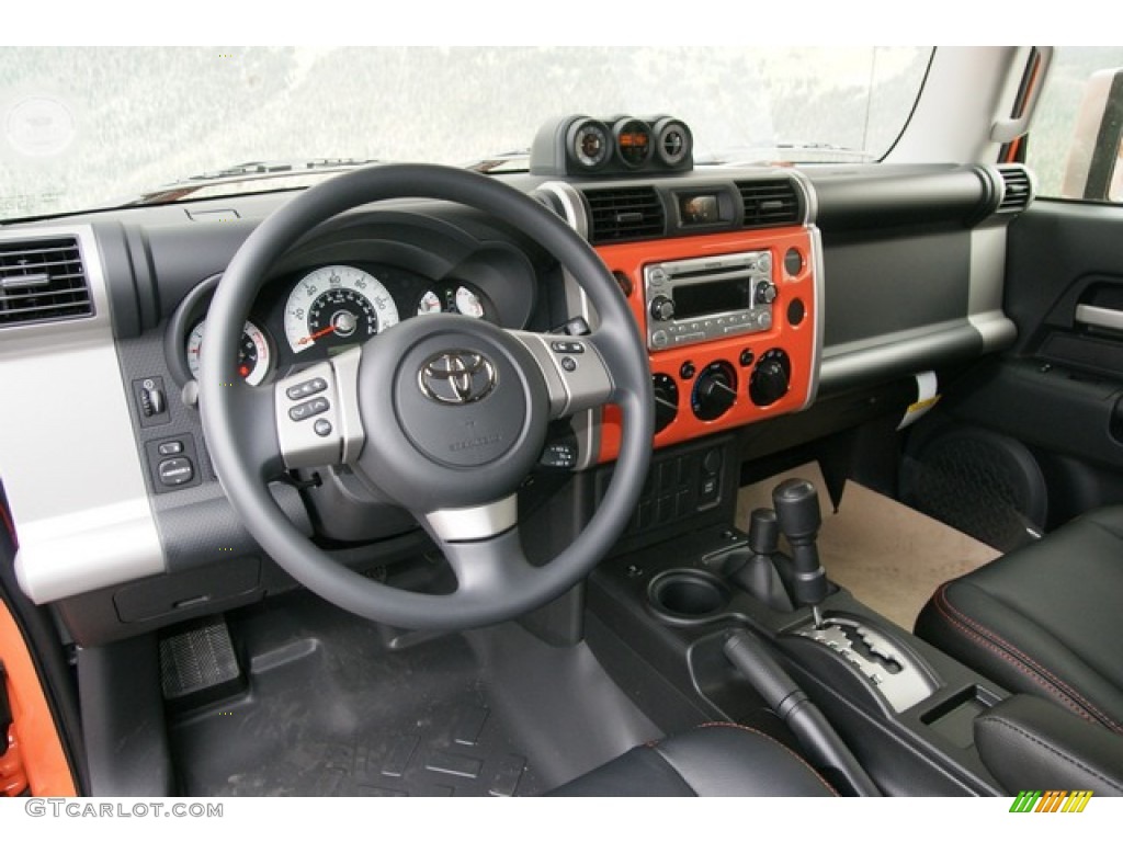 Dark Charcoal Interior 2013 Toyota FJ Cruiser 4WD Photo #74500372