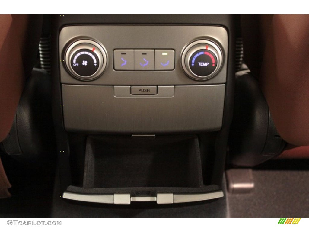 2008 Hyundai Veracruz Limited AWD Controls Photo #74500442