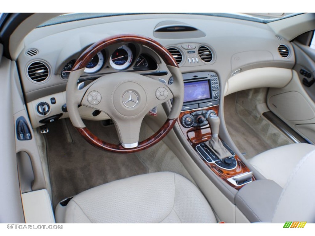Stone Interior 2009 Mercedes-Benz SL 550 Roadster Photo #74501654