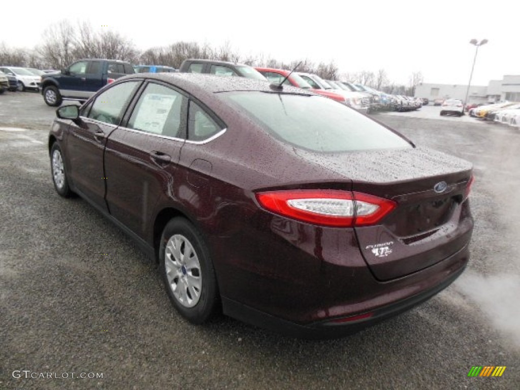 2013 Fusion S - Bordeaux Reserve Red Metallic / Earth Gray photo #6