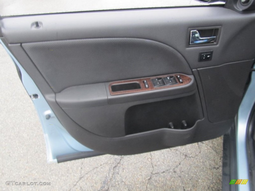 2008 Taurus Limited - Light Ice Blue Metallic / Black photo #12