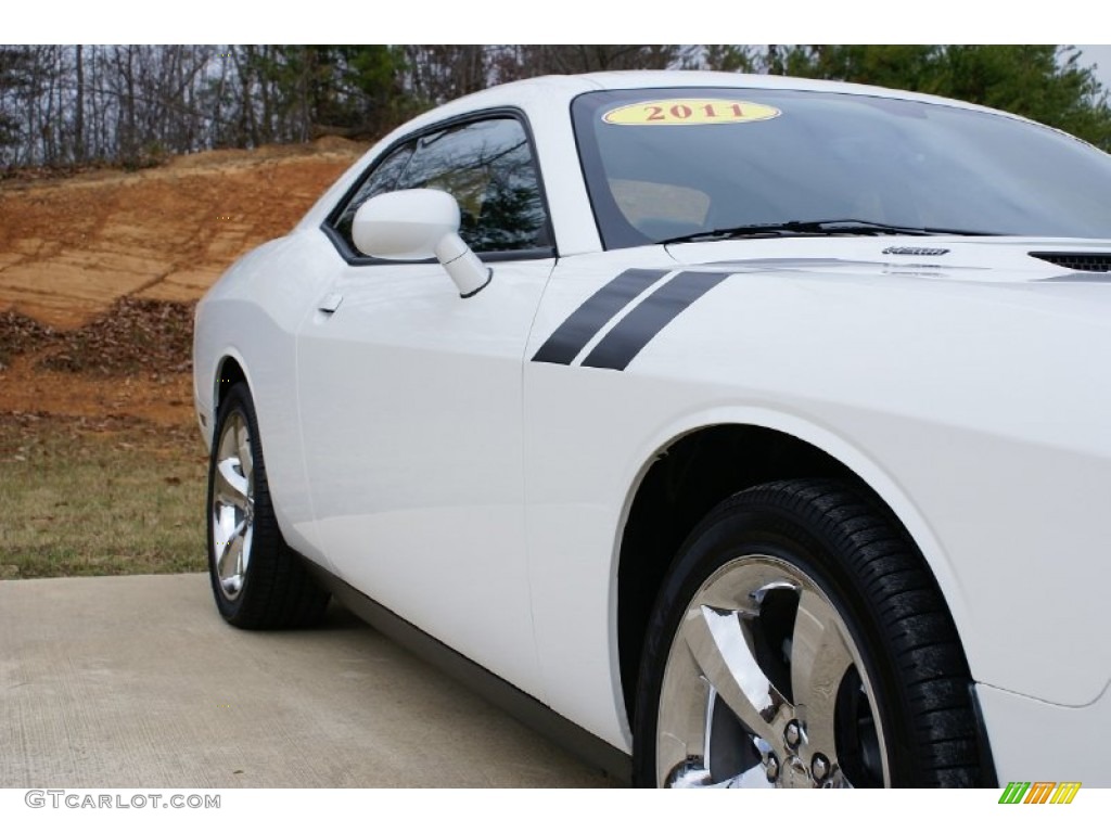 2011 Challenger R/T Plus - Bright White / Dark Slate Gray photo #8