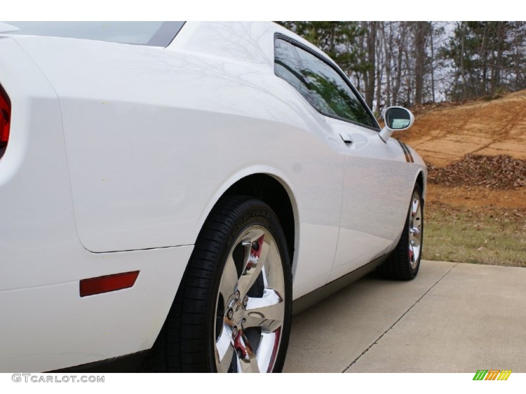 2011 Challenger R/T Plus - Bright White / Dark Slate Gray photo #10
