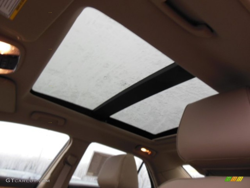 2013 Chrysler 300 C AWD Sunroof Photo #74507613