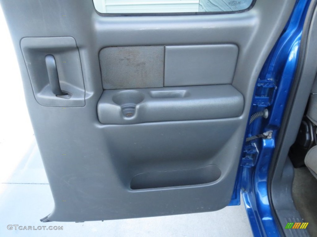 2004 Silverado 1500 LS Extended Cab - Arrival Blue Metallic / Dark Charcoal photo #25