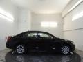 Black - Jetta SE Sedan Photo No. 4