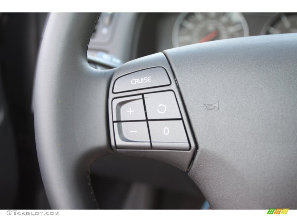 2013 C30 T5 - Titanium Grey Metallic / Off Black photo #20