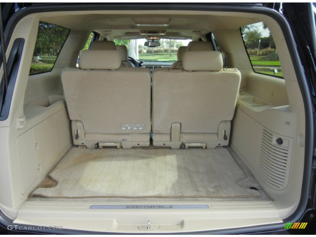 2012 GMC Yukon XL Denali Trunk Photo #74516324