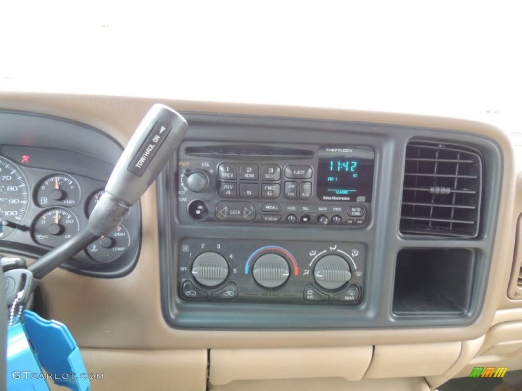 2000 Tahoe LS - Summit White / Medium Oak photo #21