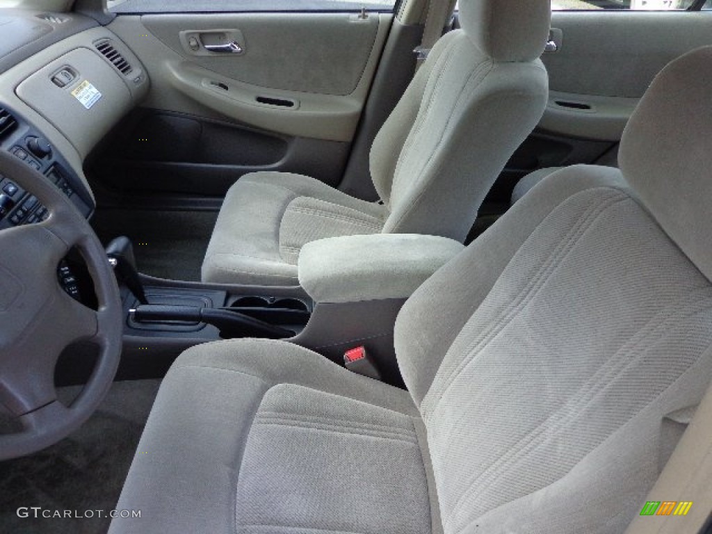 1999 Accord LX Sedan - Satin Silver Metallic / Tan photo #4