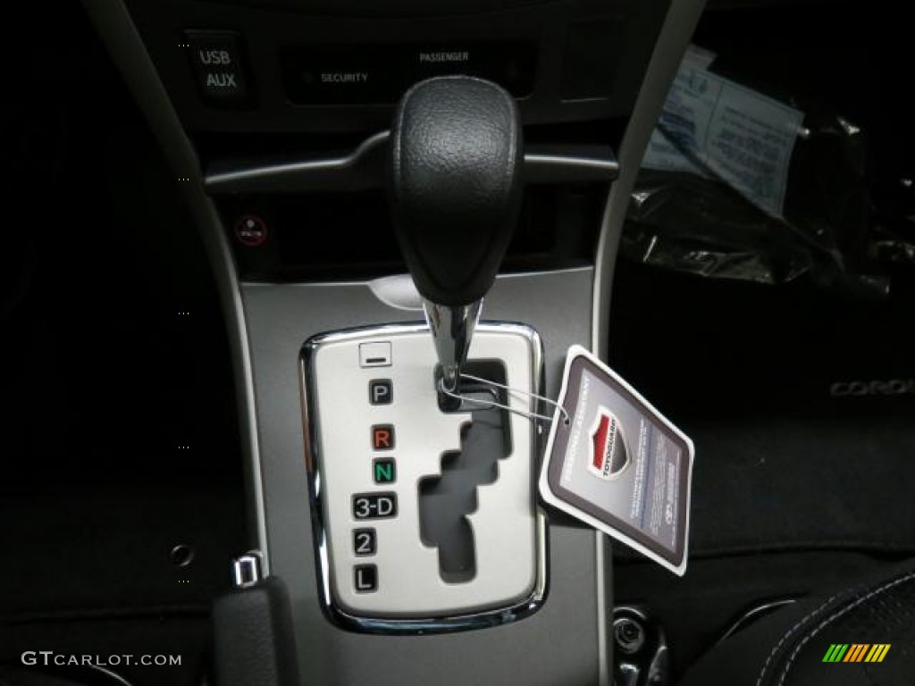 2013 Corolla S - Super White / Dark Charcoal photo #13