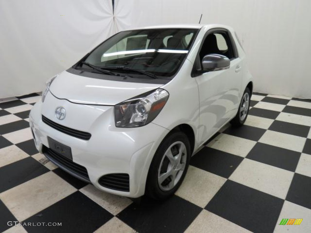 Blizzard White Pearl 2013 Scion iQ Standard iQ Model Exterior Photo #74523524