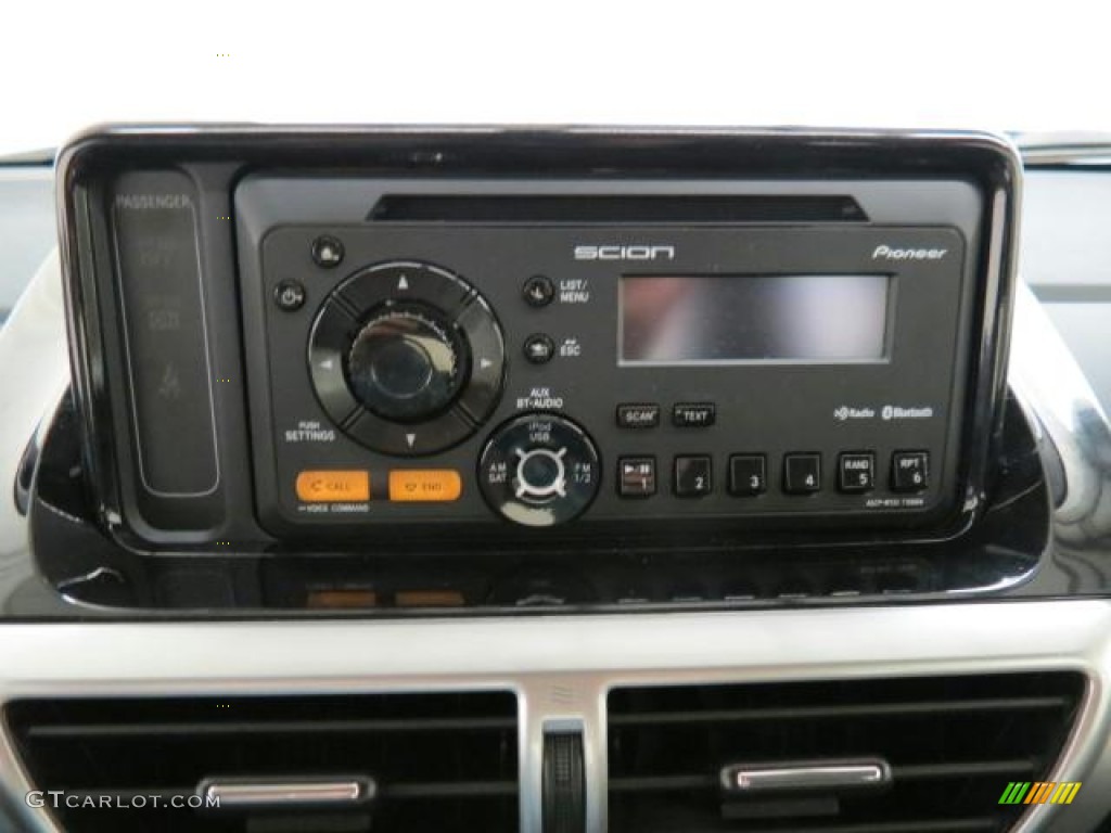 2013 Scion iQ Standard iQ Model Audio System Photo #74523668