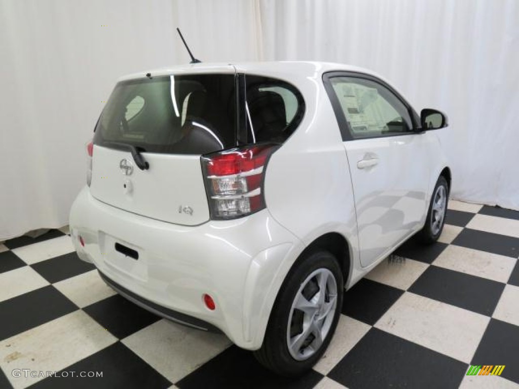 Blizzard White Pearl 2013 Scion iQ Standard iQ Model Exterior Photo #74523777