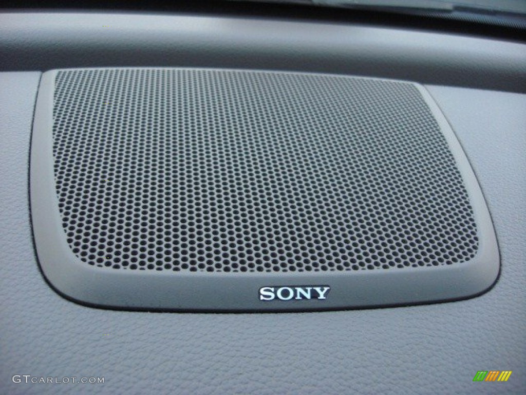 2011 Ford Flex SEL Audio System Photo #74524412