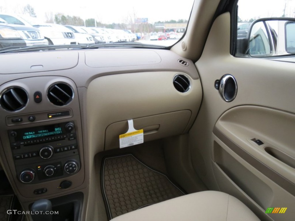 2009 HHR LS - Gold Mist Metallic / Cashmere photo #17