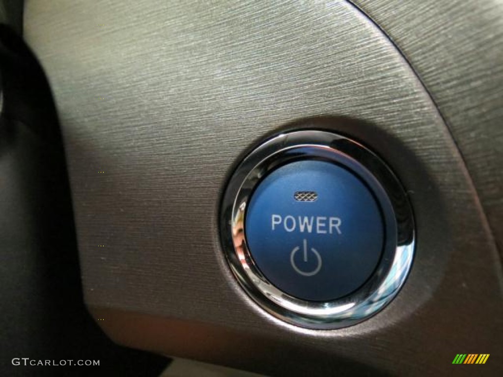2013 Toyota Prius Two Hybrid Controls Photo #74527110