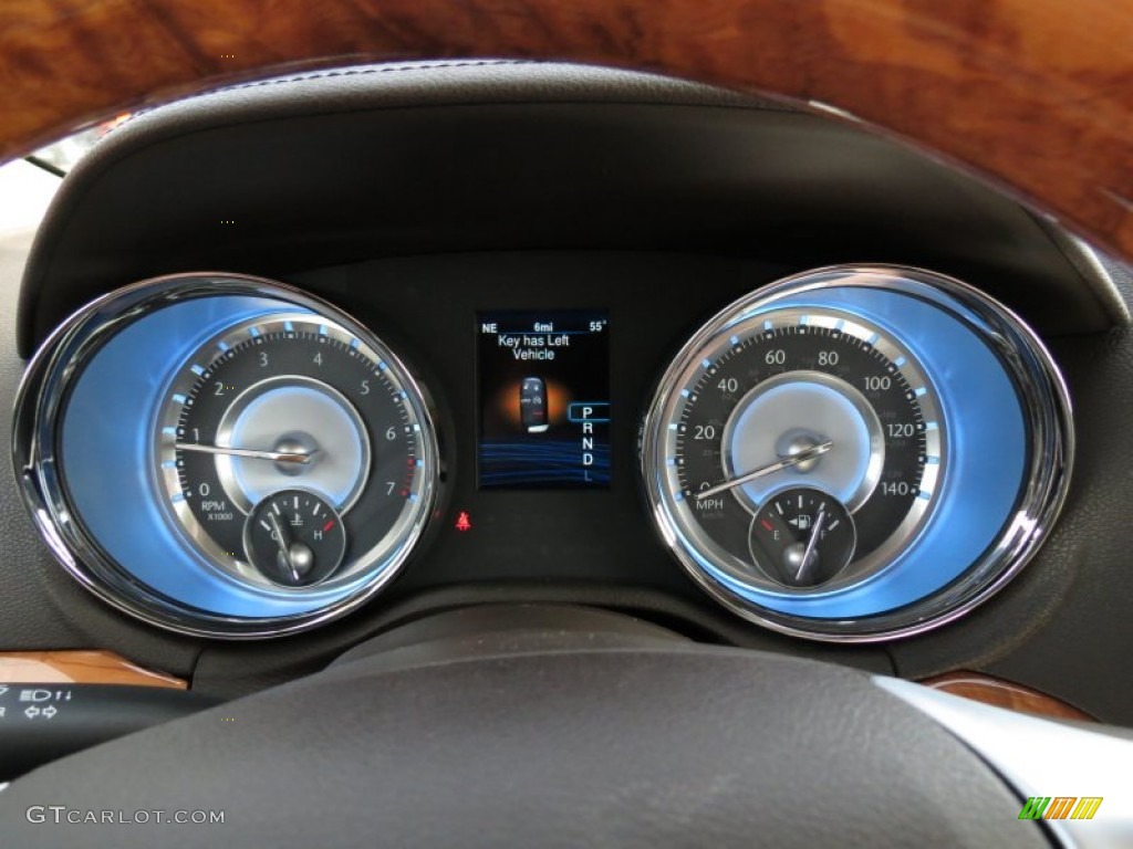 2013 Chrysler 300 C Gauges Photo #74528545