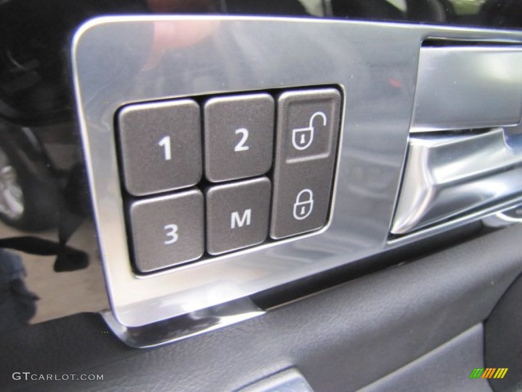 2012 Land Rover LR4 HSE Controls Photo #74529617