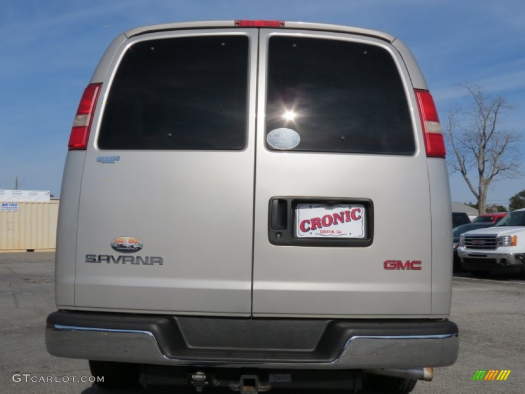 2007 Savana Van LS 1500 Passenger Conversion - Silver Birch Metallic / Medium Pewter photo #6