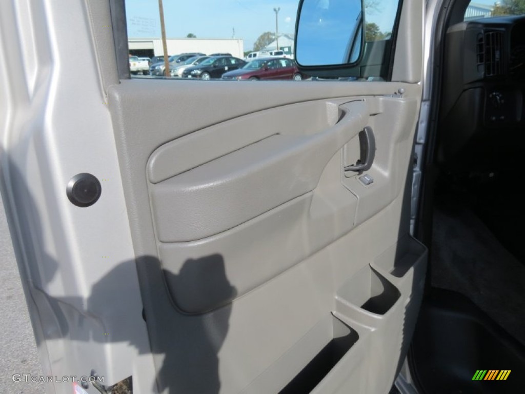 2007 Savana Van LS 1500 Passenger Conversion - Silver Birch Metallic / Medium Pewter photo #11