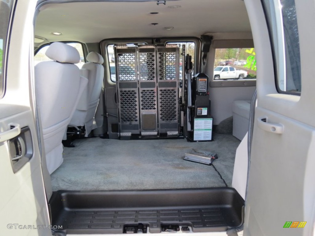 2007 Savana Van LS 1500 Passenger Conversion - Silver Birch Metallic / Medium Pewter photo #12