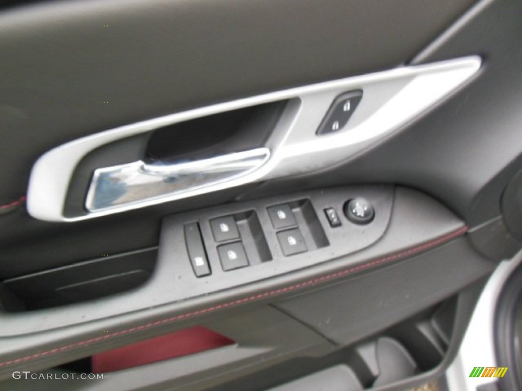 2013 GMC Terrain SLE AWD Controls Photo #74535599