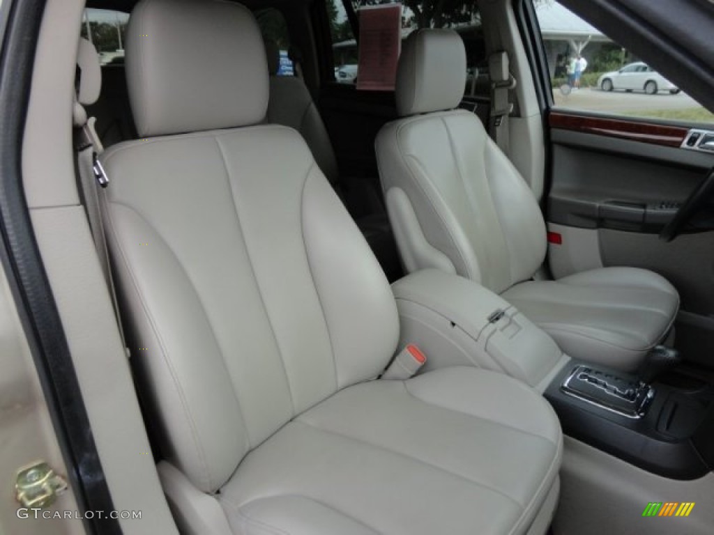 2004 Chrysler Pacifica AWD Front Seat Photo #74536838