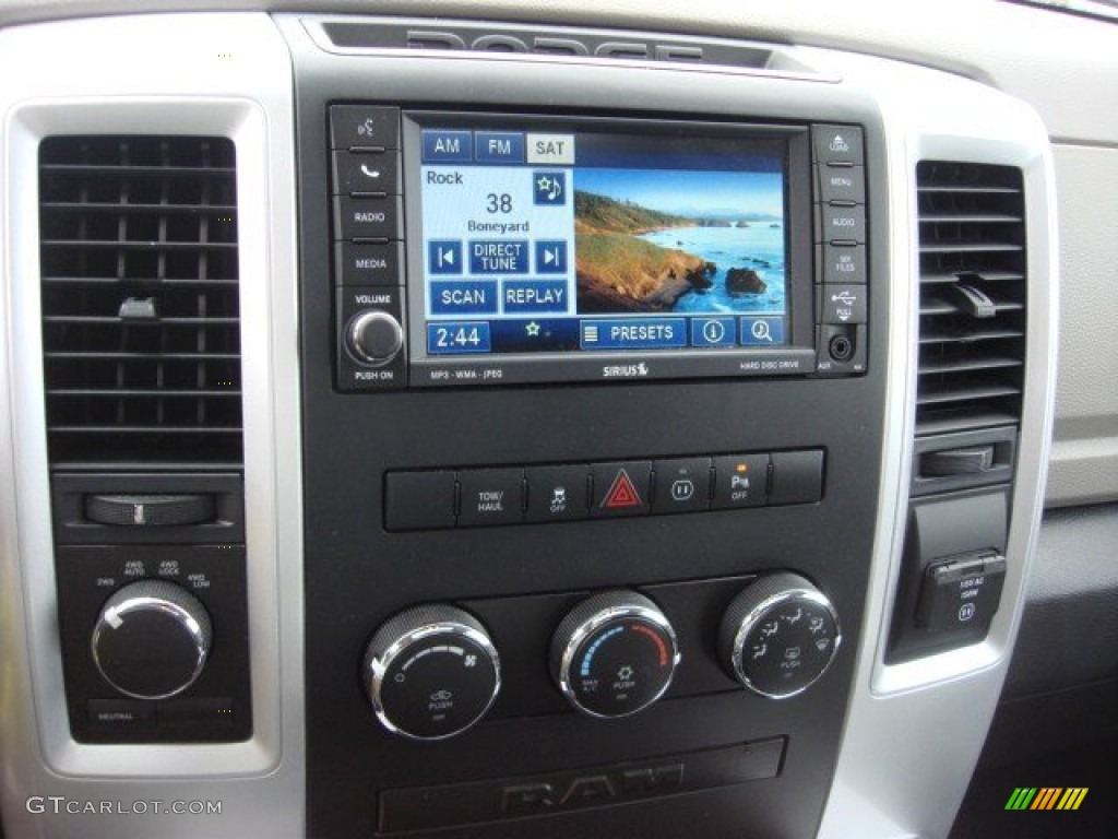 2011 Ram 1500 Big Horn Crew Cab 4x4 - Deep Cherry Red Crystal Pearl / Dark Slate Gray/Medium Graystone photo #16