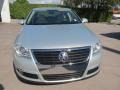 2010 White Gold Metallic Volkswagen Passat Komfort Sedan  photo #8