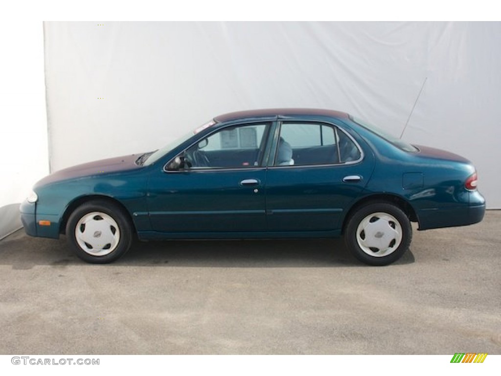 Blue Emerald 1995 Nissan Altima GXE Exterior Photo #74539433