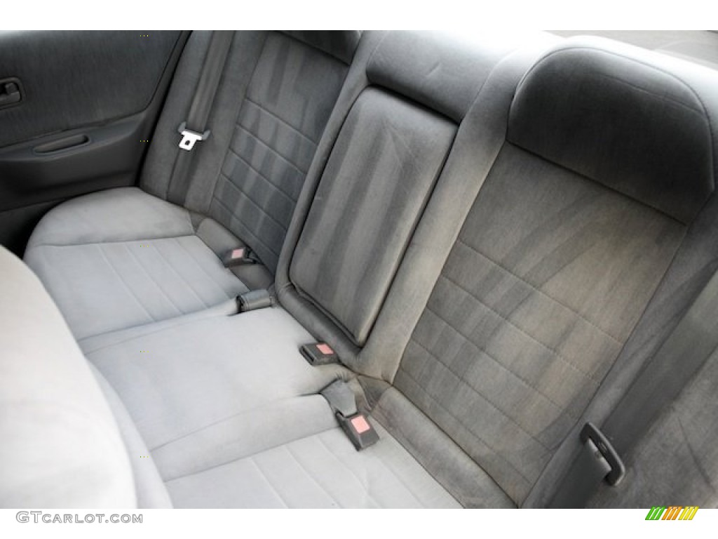1995 Nissan Altima GXE Rear Seat Photo #74539544