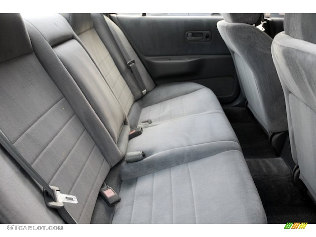 1995 Altima GXE - Blue Emerald / Grey photo #17