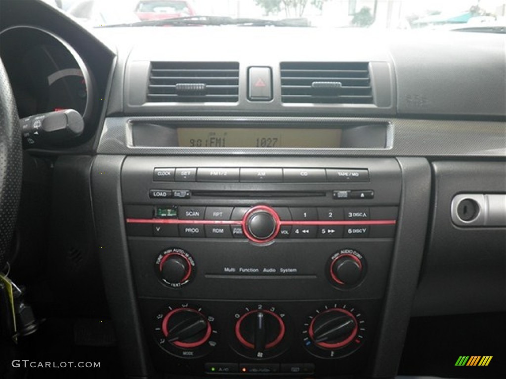 2004 Mazda MAZDA3 s Hatchback Controls Photos