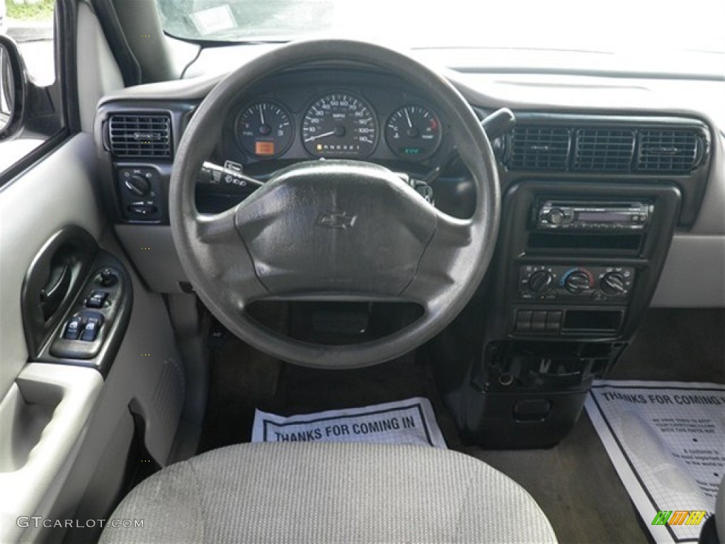 2005 Chevrolet Venture Plus Dashboard Photos