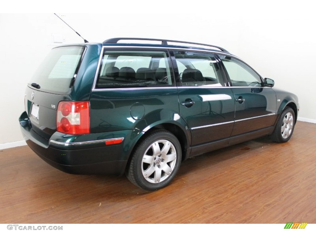 Pine Green Metallic 2002 Volkswagen Passat GLX Wagon Exterior Photo #74546205