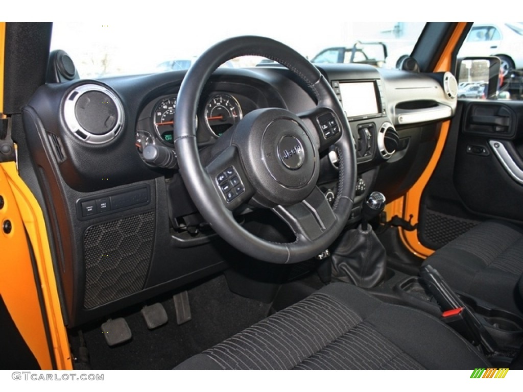 2012 Jeep Wrangler Unlimited Rubicon 4x4 Black Dashboard Photo #74553197