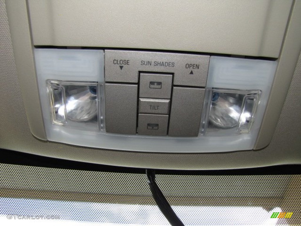2008 Lincoln MKX Limited Edition Controls Photo #74555820