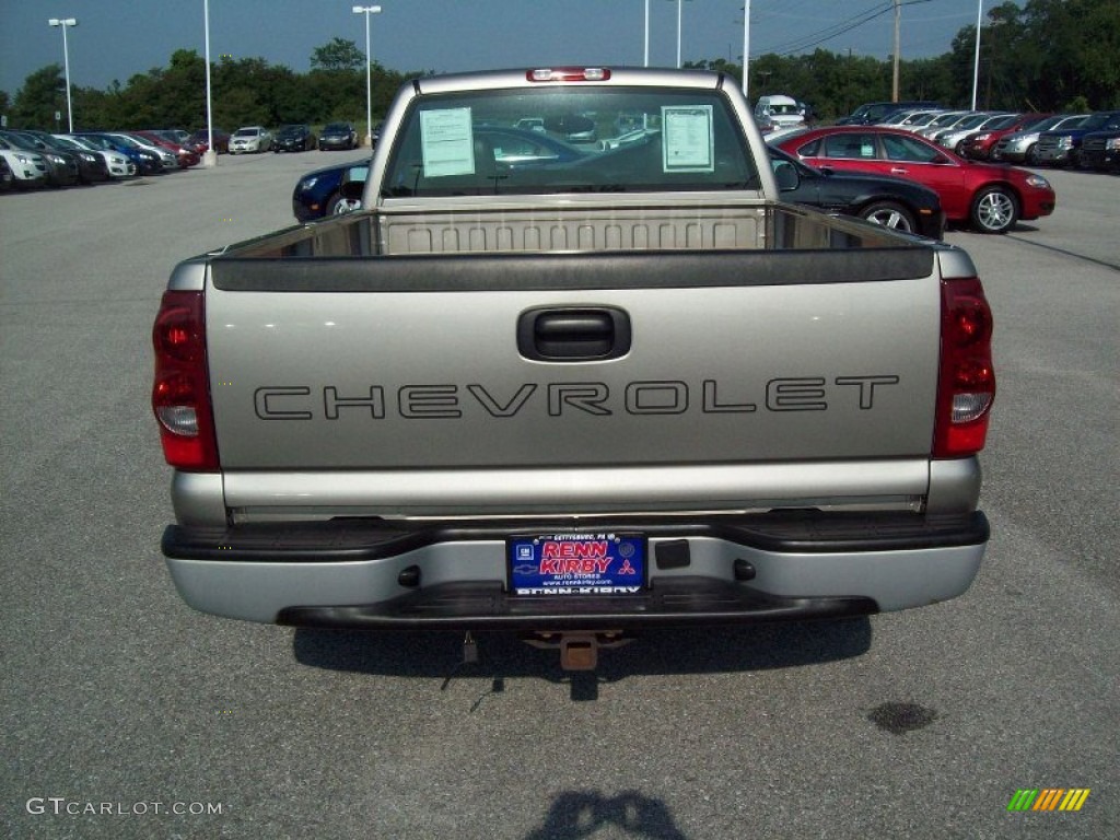 2003 Silverado 1500 Regular Cab - Light Pewter Metallic / Dark Charcoal photo #12