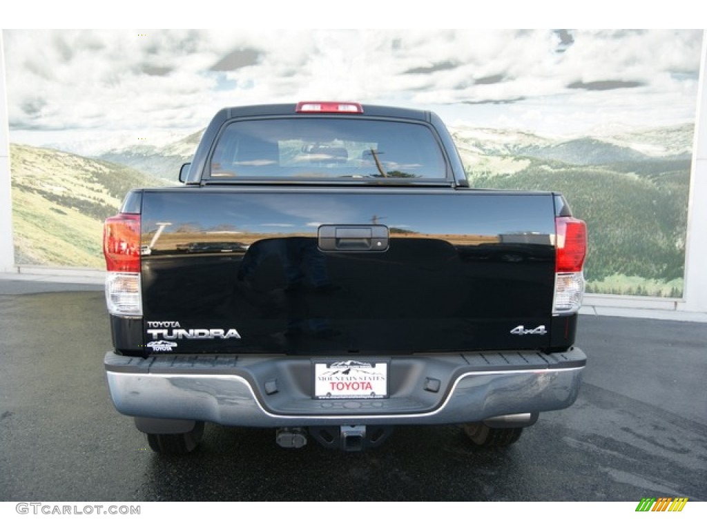 2013 Tundra CrewMax 4x4 - Black / Black photo #4