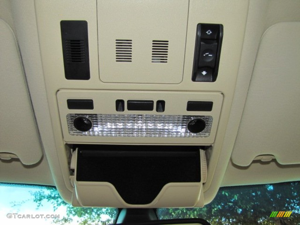 2006 Range Rover HSE - Chawton White / Sand/Jet photo #35