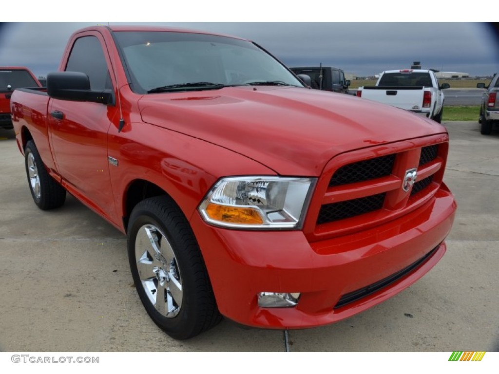 2012 Ram 1500 Express Regular Cab - Flame Red / Dark Slate Gray/Medium Graystone photo #10