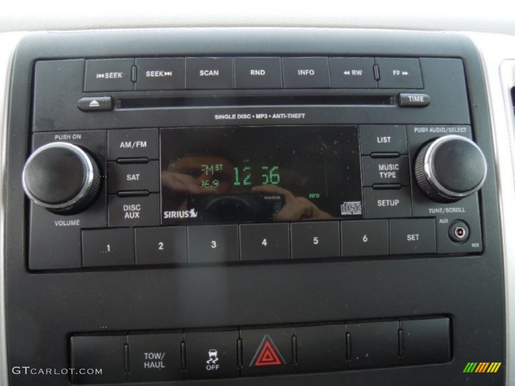 2012 Dodge Ram 1500 SLT Quad Cab Audio System Photo #74563107