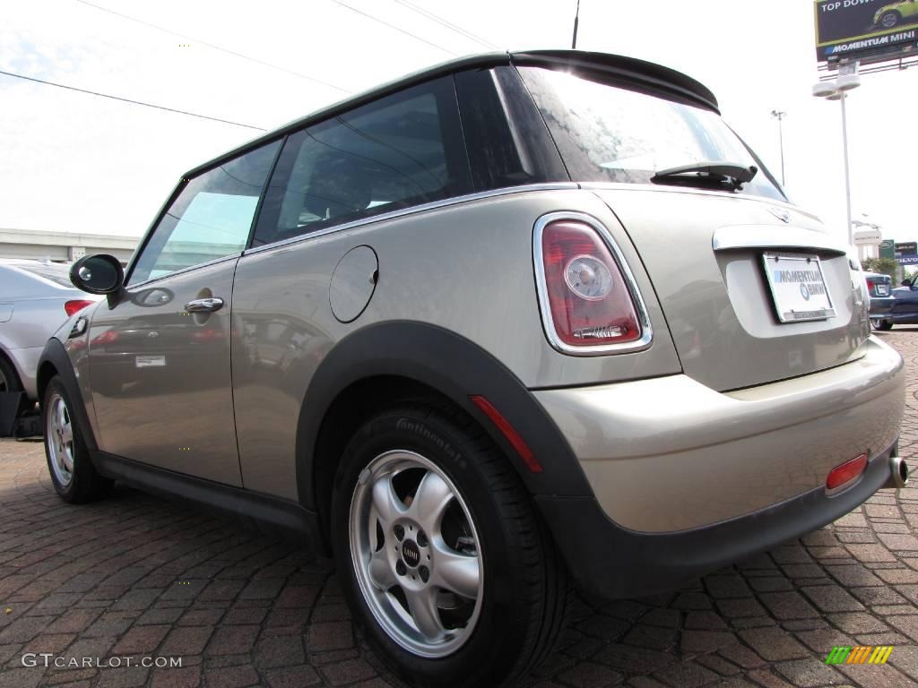 2007 Cooper Hardtop - Sparkling Silver Metallic / Carbon Black/Black photo #3