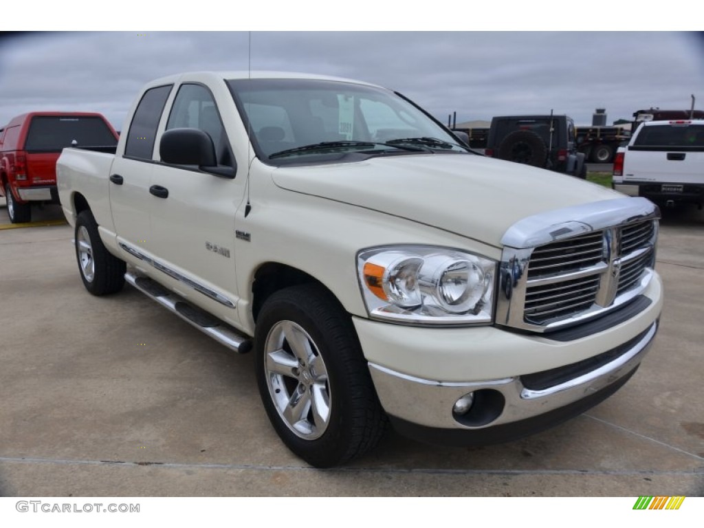 2008 Ram 1500 Big Horn Edition Quad Cab - Cool Vanilla White / Khaki photo #10