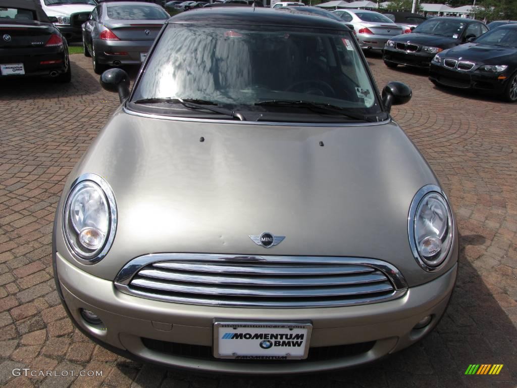 2007 Cooper Hardtop - Sparkling Silver Metallic / Carbon Black/Black photo #16