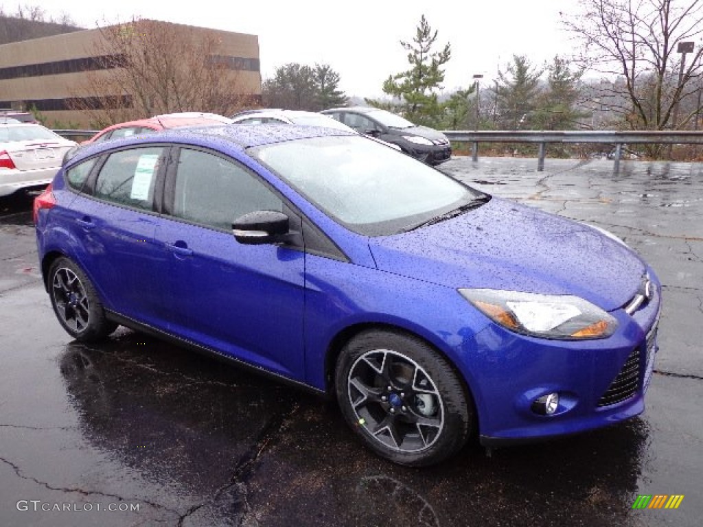 Performance Blue 2013 Ford Focus SE Hatchback Exterior Photo #74565795